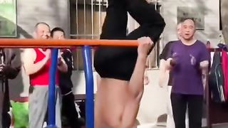 Reverse step dance