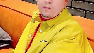 Якшанбада қўшиқ тинглаб уй ишлари қилиш кимга ёқмайди
