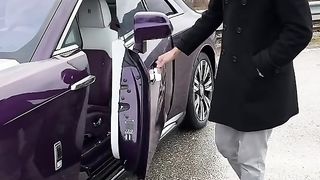 Electric comfort opening and closing functions of the doors in the Rolls-Royce Spectre️ The Rolls-