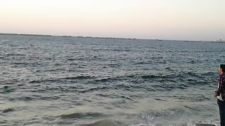 البحر هو الحياه بروح صفيه وقلب نقيه ونفسيه هداء بشعور اجميل دائما ????