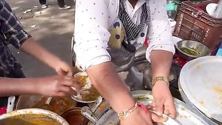 समोसे की खिचड़ी सिर्फ 50-- रु प्लेट ???? #shorts #ytshorts