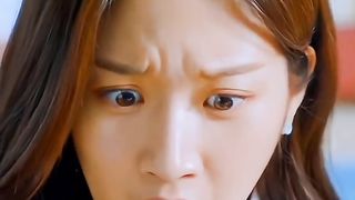 She sent a couple pics to her friend by mistake ???? and wait for the end how she delete????#shorts