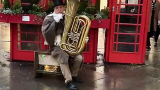 Sexophone on fire