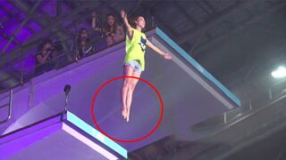 UNBELIEVABLE MOMENTS CAUGHT ON CAMERA???? 