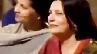 Mere Shouq da nhi Itbar Mirza Ghalib Ghulam Ali Urdu ghazal
