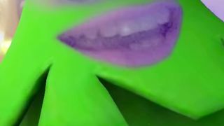 Новогодняя ёлочка поет песенку #смешныевидео #shorts #comeon!