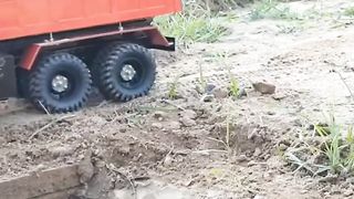 RC dump trucks