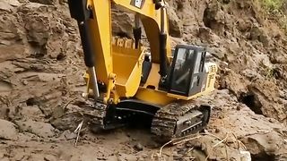 RC Excavator