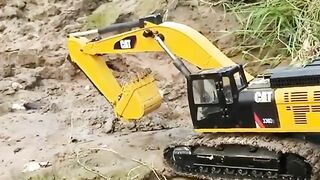 RC Excavator