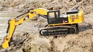 RC Excavator