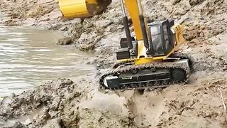 RC Excavator