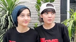 students n teacher. #fatimaoruskichalakiyan #fatimafaisal.