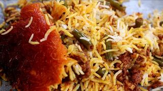 Lubia Polo Persian Rice Dish with Green Beans - Persian Food Recipe