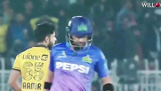 Iftikhar Ahmed 3 sixes to Amir Jamal