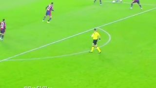 Players Diving + Messi