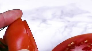 Tomato Slice To Seedling Time Lapse #HackLife