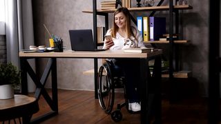 Laughs Unleashed: Young Woman Entertains Herself with a Hilarious Online Post
