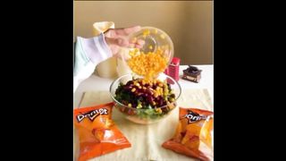 سلطة المعكرونه الغنيه بالفيتامينات سهله وشهيه