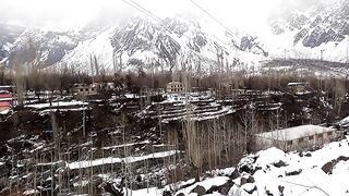 Kachura valley
