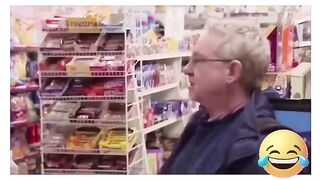 prank with customer ????????