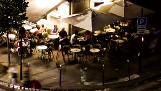Urban Oasis: A Cozy Retreat in the Heart of the City - The Urban Coffee Shop