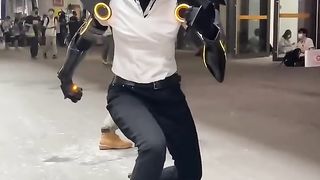Saitama‘s wig is the most realistic cosplay costume I’ve ever seen