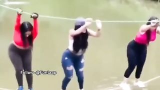 Grils funny