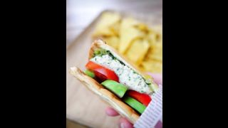 سندوتش تونه بالافوكادو وطعم ولا أروع