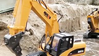 RC Excavator