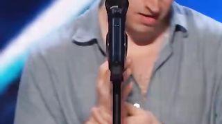 His voice will give you chills ????????????????