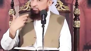 Paak Aurat par Galeez Ilzam