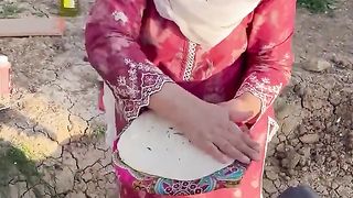 Maa nahi Lubdi __ eases peyar kaha sey milta hey #pulwashcooksofficial #shorts