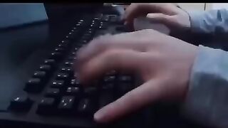 ناس تشتغل وناس راقدة