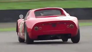 #Porsche 904 vs 904 battle at Goodwood