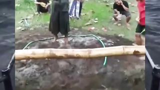 Penghibur waktu penak mu bikin ketawa ngakak