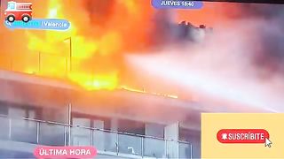 Última hora.El fuego quema un Edificio ????️ En valencia