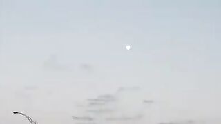 CLOSE MOON