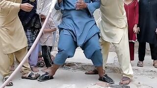 Funny song kia awaz hai