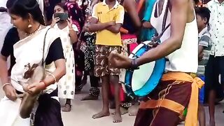Stove Mela Kadai Song