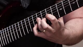 We dare you to learn this Petrucci riff.