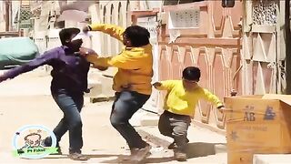 Dabbay_May_Gabru_|_Hilarious_Funny_Prank_by_Rizan_&_Nadir_|_#P4Pakao
