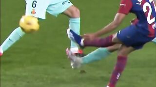 إنه برشلونه