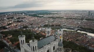 Urban Freeride Lives 3 - Fabio Wibmer