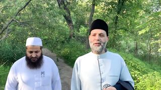 اول سورة(الرحمن) بصوت الشيخ حسن صالح والشيخ حسن أبو نار