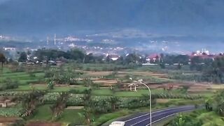 The natural beauty is truly stunning: full of views and songs typical of the region