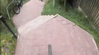 This guy seriously has no fear...???????? I