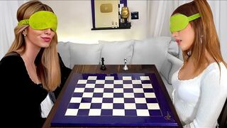 Magnus bot VS Hikaru Bot