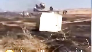ما بنعرف نسوق دبابة