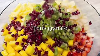 give me a giant spoon and 15 minutes!????‍???????? this Fruit Salad created by @Cecily |???????????? Would you try this?????✨