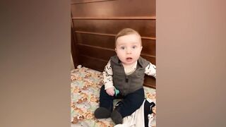 Funny baby nombre 1 in the world